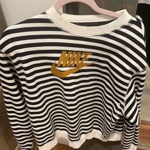 Nike sweatshirt - slight makeup stain on collar